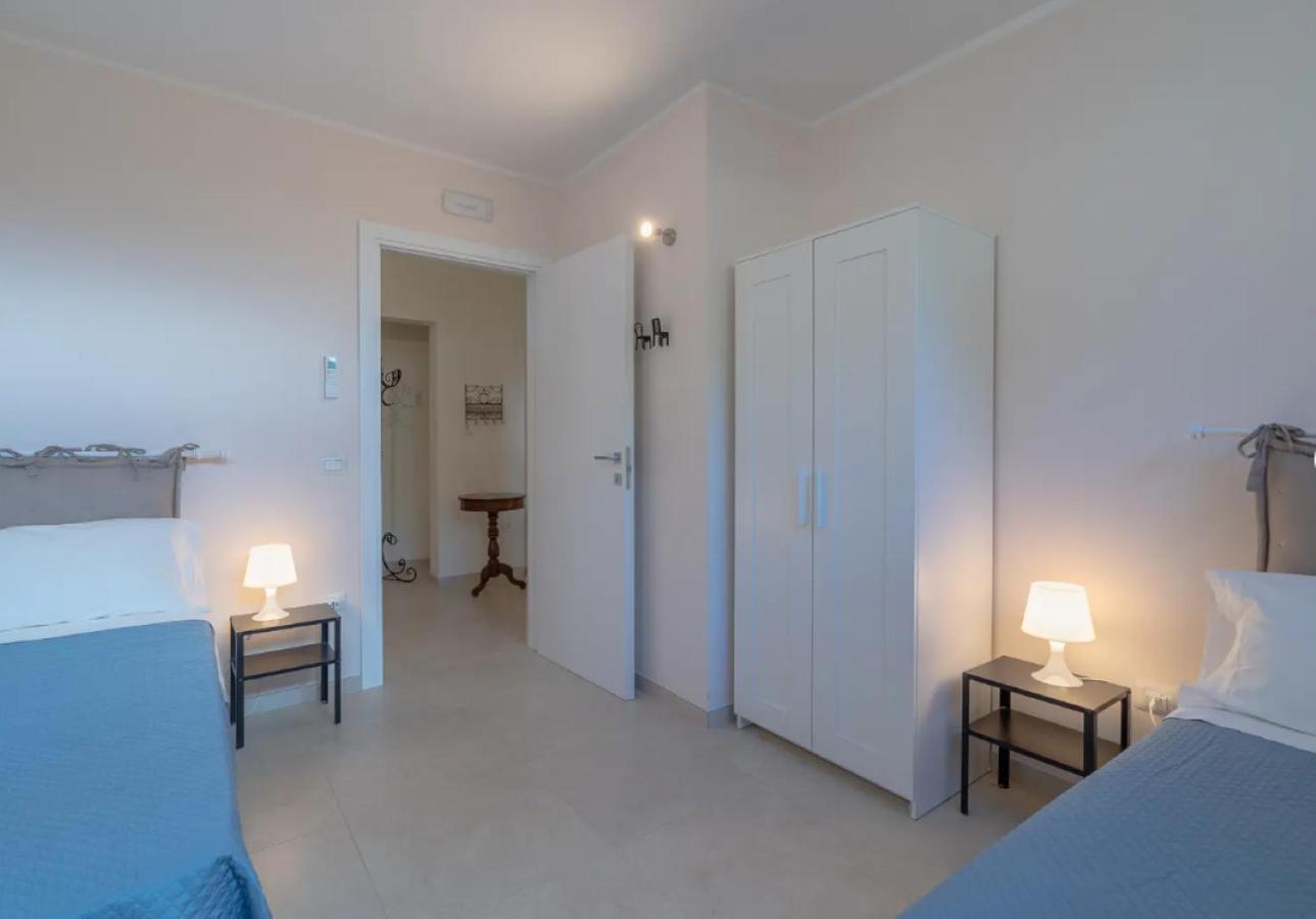 Zacchitella Garden House Villa โรโซลีนี ภายนอก รูปภาพ